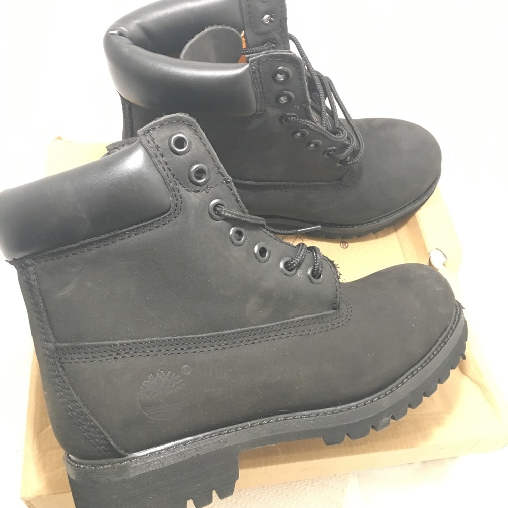 Timberlands junior size 7